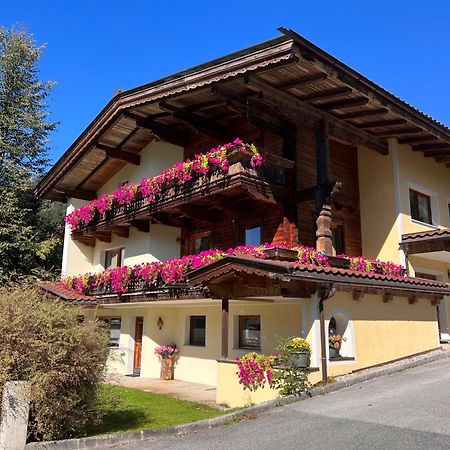Ferienwohnung Steinbock Terrasse, Gartensauna, Garten, Grillplatz Stumm Exterior photo